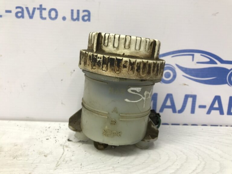 Бачок главного тормозного цилиндра Mitsubishi Pajero Sport 1996-2008 MB858526 (Арт. 54920)