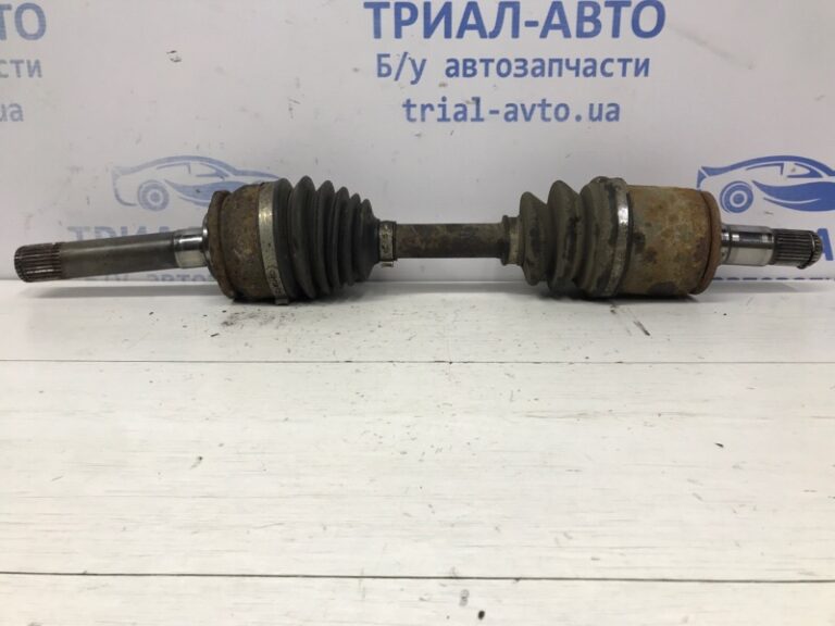 Привод передний левый МКПП Mitsubishi Pajero Sport 1996-2008 MR276869 (Арт. 54929)