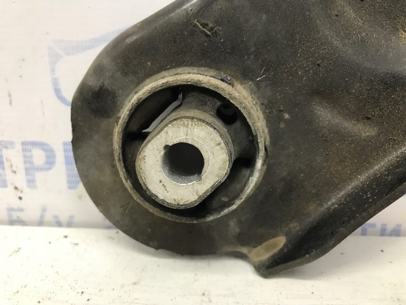 Рычаг правый Renault Megane 2009-2016 545006560R (Арт. 54988) Рычаг правый Renault Megane 2009-2016 545006560R (Арт. 54988)