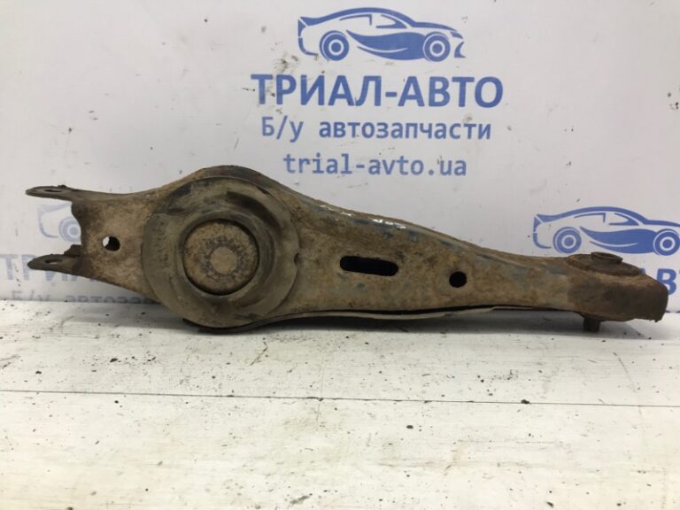 Рычаг задней подвески нижний поперечный (под пружину) KIAKia Sorento 2009-2014 552102P100 (Арт. 55018)