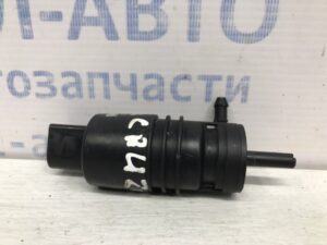 Насос омывателя стекла Chevrolet Cruze J300 1.8 F18D4 2009 (б/у)