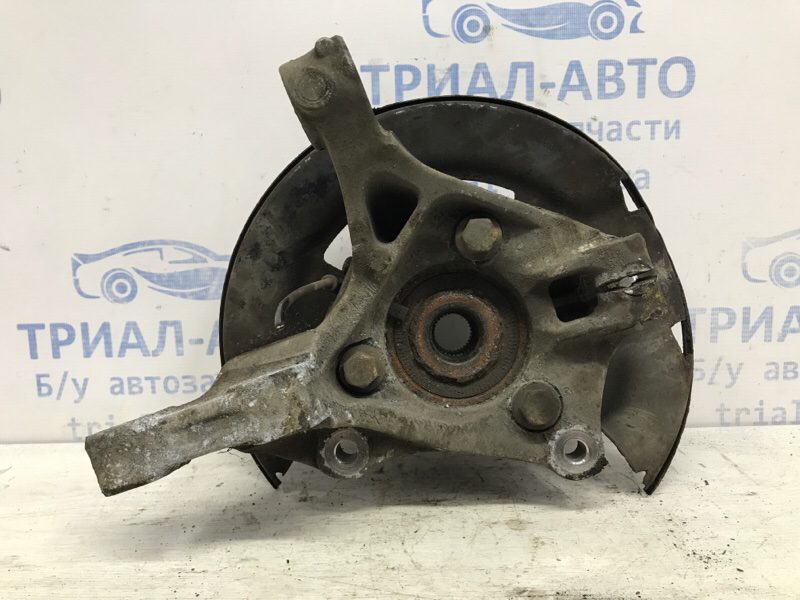 Кулак поворотный правый со ступицей Chevrolet Cruze J300 1.8 F18D4 2009 (б/у) Кулак поворотный правый со ступицей Chevrolet Cruze J300 1.8 F18D4 2009 (б/у)
