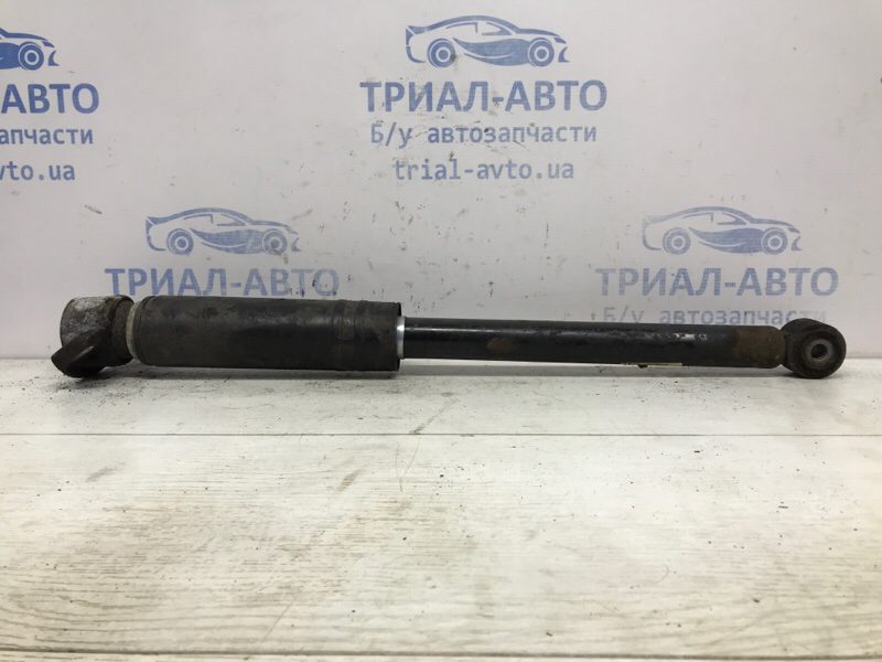 Амортизатор задний Chevrolet Cruze J300 1.8 F18D4 2009 (б/у) Амортизатор задний Chevrolet Cruze J300 1.8 F18D4 2009 (б/у)