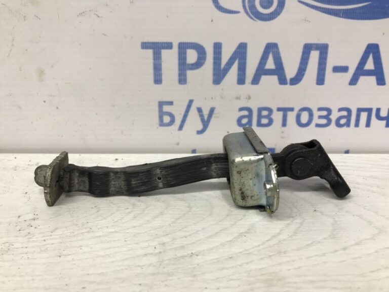 Ограничитель двери задний правый Nissan Juke 2010-2019 824301KA0A (Арт. 55790)