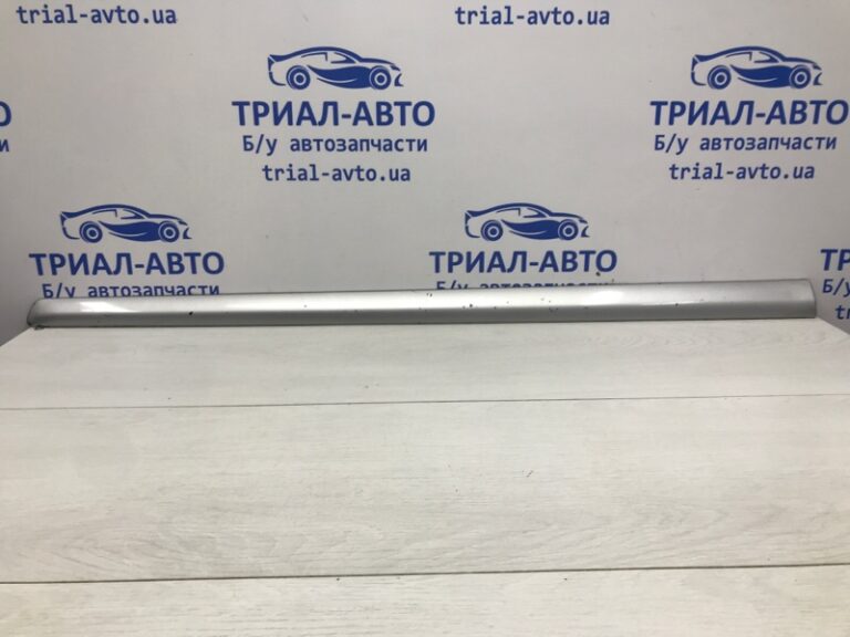 Накладка двери Chevrolet Lacetti J200 1.8 БЕНЗИН F18D3 2004 перед. прав. (б/у)