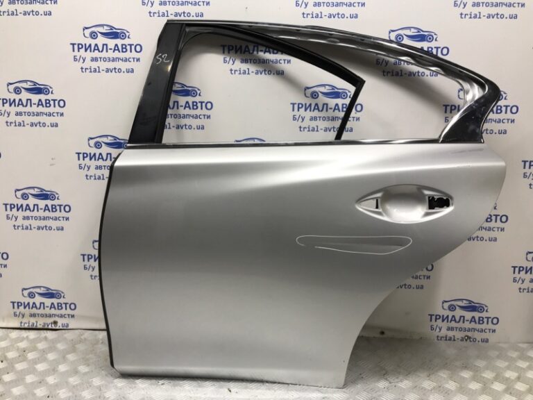 Дверь задняя левая Infinity Q50 V37 2.2 DIESEL OM651 2013 (б/у)