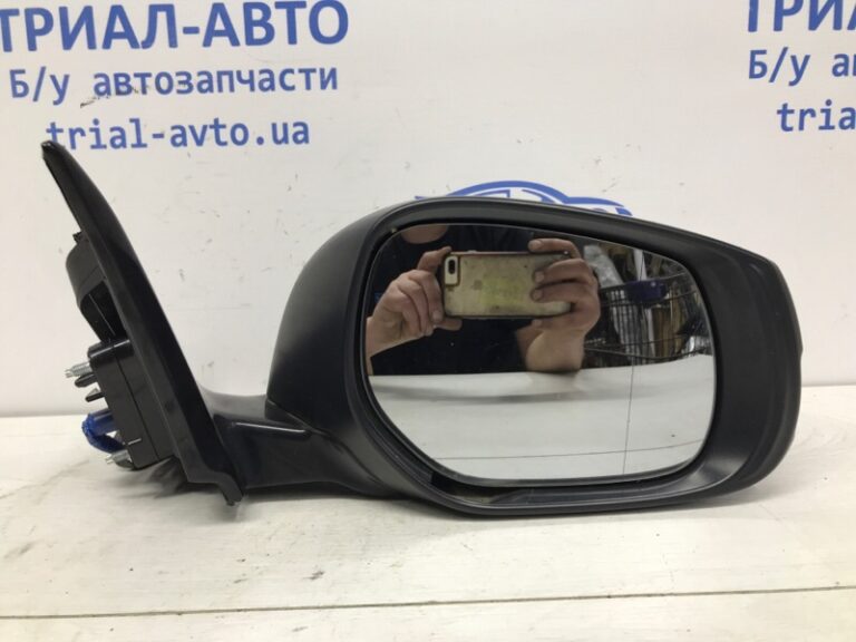 Зеркало правое Infiniti Q50 V37 2.2 DIESEL OM651 2013 (б/у)