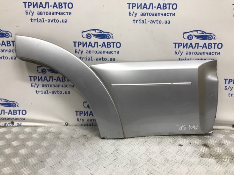 Накладка двери Mitsubishi Pajero Wagon 2006-2022 5757A026HA (Арт. 56631)