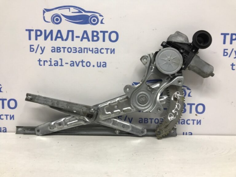 Стеклоподъемник задний правый Infiniti Q50 V37 2.2 DIESEL OM651 2013 (б/у)