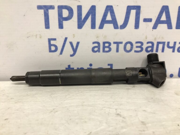 Форсунка топливная Infiniti Q50 V37 2.2 DIESEL OM651 2013 (б/у)