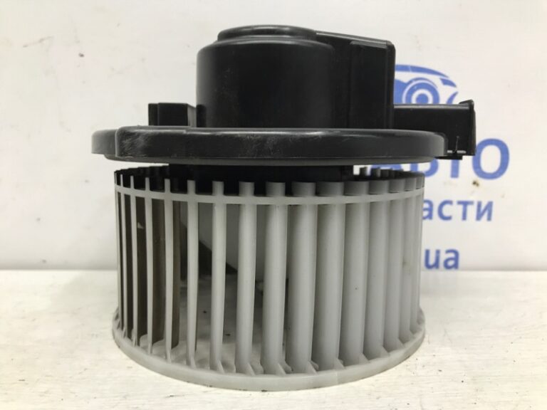 Моторчик печки Subaru Forester 2012-2018 72223YC000 (Арт. 57310)