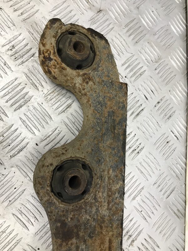 Рычаг задней подвески продольный правый Mitsubishi Pajero Sport 1996-2008 MR448510 (Арт. 57505) Рычаг задней подвески продольный правый Mitsubishi Pajero Sport 1996-2008 MR448510 (Арт. 57505)