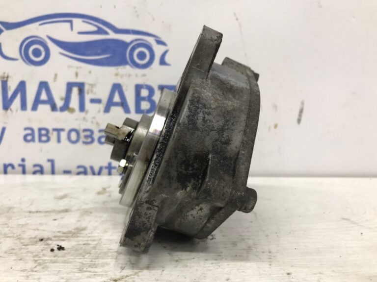 Насос вакуумный Subaru Forester 2012-2018 14792AA020 (Арт. 57629)