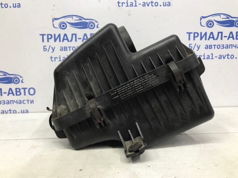 Корпус воздушного фильтра Kia Sorento BL 2.5 DIESEL D4CB 2002 (б/у)