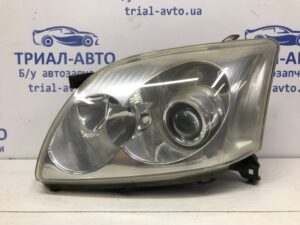 Фара левая галоген Toyota Avensis 2002-2010 8117005220 (Арт. 58093)