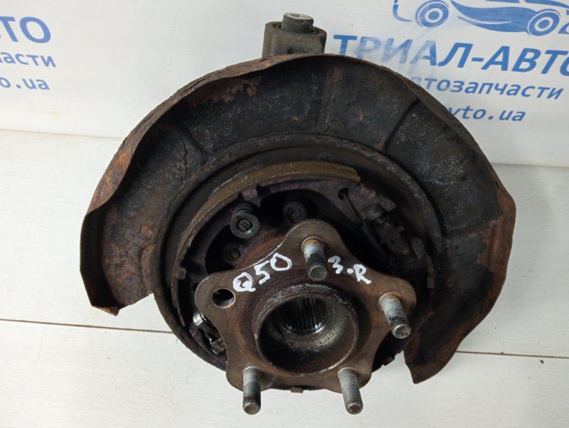 Цапфа задняя правая со ступицей Infiniti Q50 V37 2.2 DIESEL OM651 2013 (б/у) Цапфа задняя правая со ступицей Infiniti Q50 V37 2.2 DIESEL OM651 2013 (б/у)