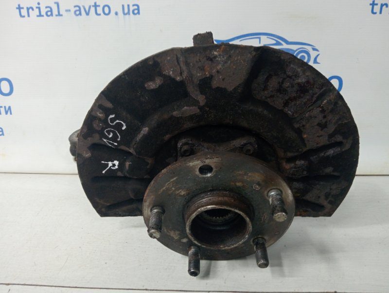 Кулак поворотный правый со ступицей Suzuki Grand Vitara 2006-2014 4511165J00 (Арт. 58681) Кулак поворотный правый со ступицей Suzuki Grand Vitara 2006-2014 4511165J00 (Арт. 58681)