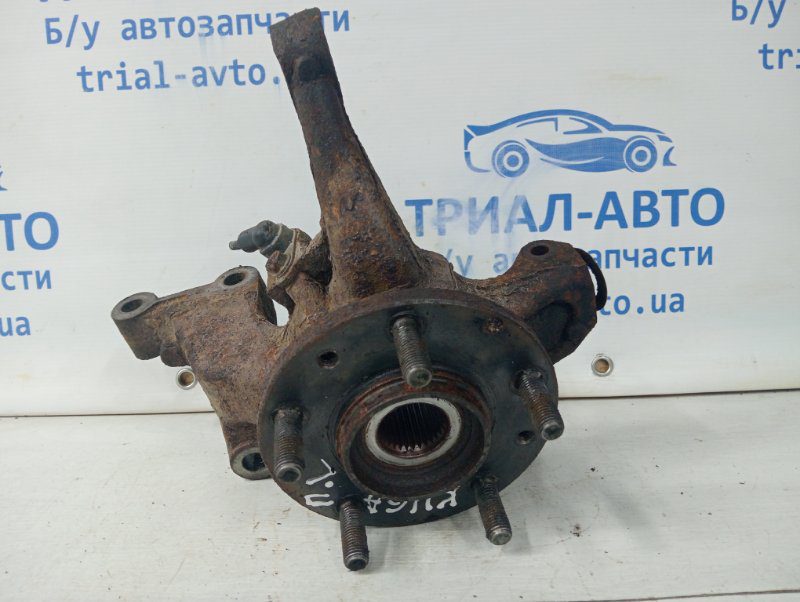 Кулак поворотный левый со ступицей Ford Kuga 2013-2019 (Арт. 58685) Кулак поворотный левый со ступицей Ford Kuga 2013-2019 (Арт. 58685)