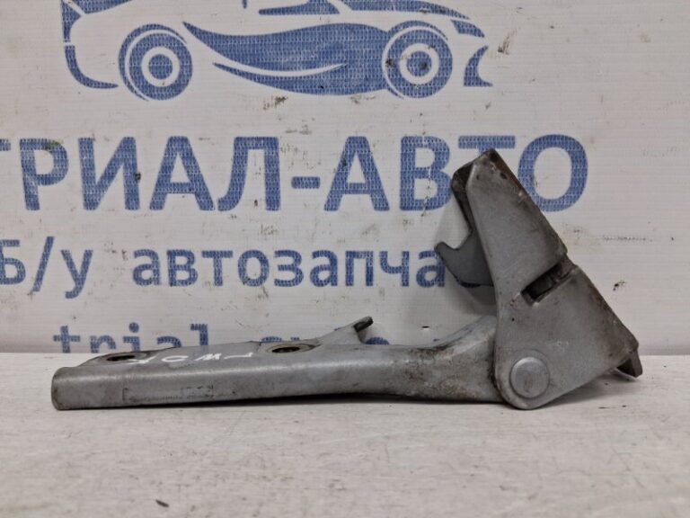 Петля капота правая Mitsubishi Pajero Wagon 2000-2006 MR292044 (Арт. 59011)