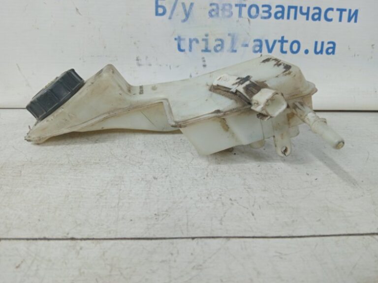 Бачок главного тормозного цилиндра Mazda 3 2003-2009 BPYL4355Z (Арт. 59058)