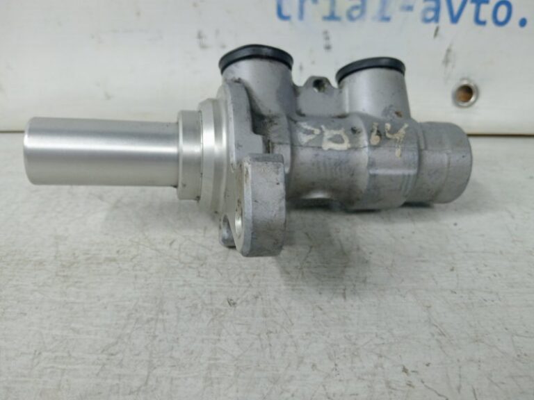Тормозной цилиндр главный Subaru Outback 2009-2014 26401AJ010 (Арт. 59067)