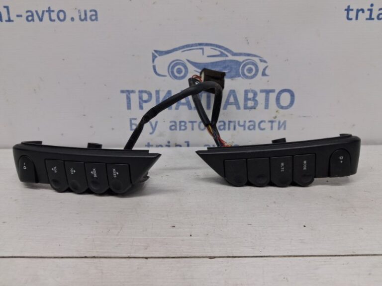 Кнопки руля SsangYong Kyron 2005-2016 8915009531 (Арт. 59319)