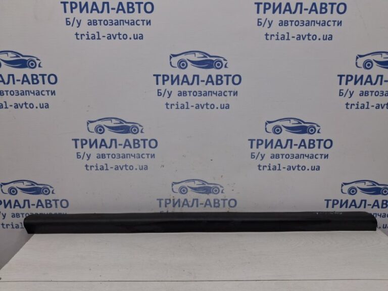 Накладка двери Mazda CX 7 2007-2012 EG2151RB0D (Арт. 59343)