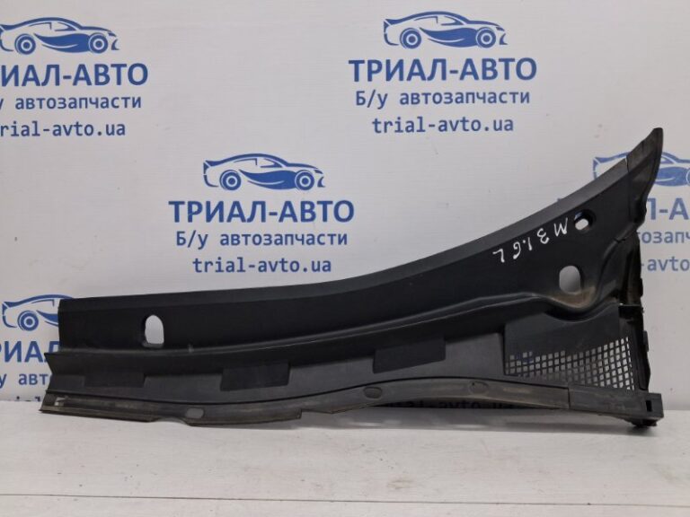 Дефлектор дворников Mazda 3 2003-2009 BN8V507S0G (Арт. 59412)