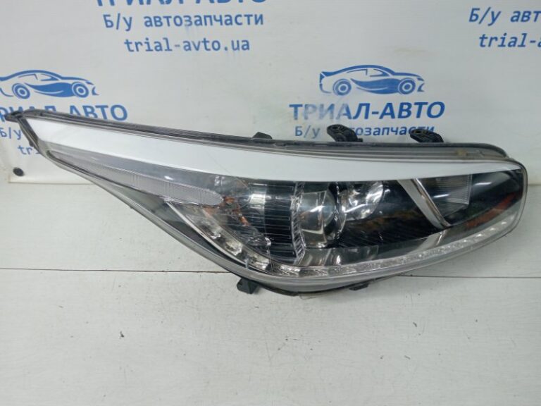 Фара правая Kia Ceed JD 1.6 DIESEL D4FB 2012 (б/у)