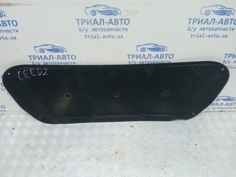 Обшивка капота Kia Ceed JD 1.6 DIESEL D4FB 2012 (б/у)