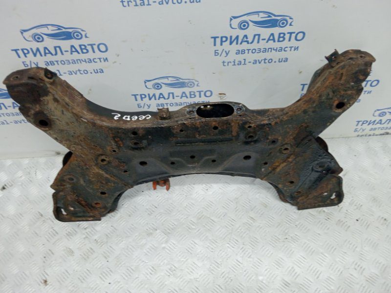 Балка передней подвески Kia Ceed JD 1.6 DIESEL D4FB 2012 (б/у) Балка передней подвески Kia Ceed JD 1.6 DIESEL D4FB 2012 (б/у)