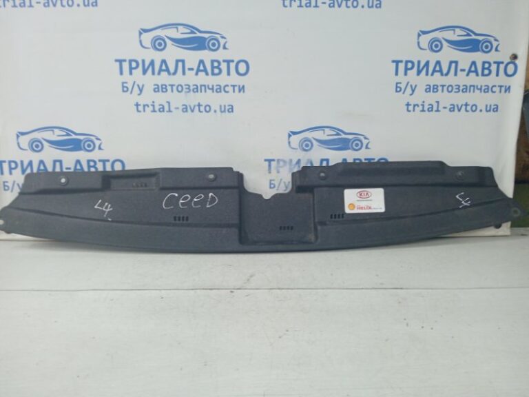 Накладка передней панели Kia Ceed JD 1.6 DIESEL D4FB 2012 (б/у)