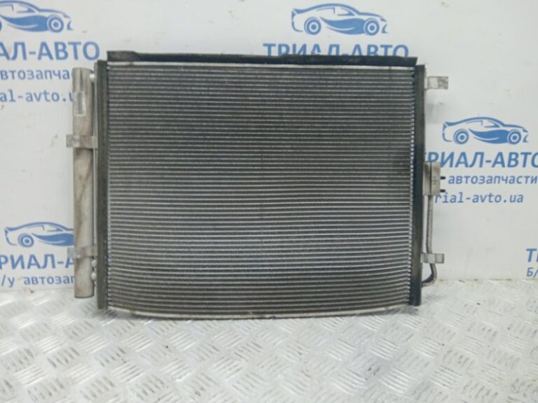Радиатор кондиционера Kia Ceed JD 1.6 DIESEL D4FB 2012 (б/у)