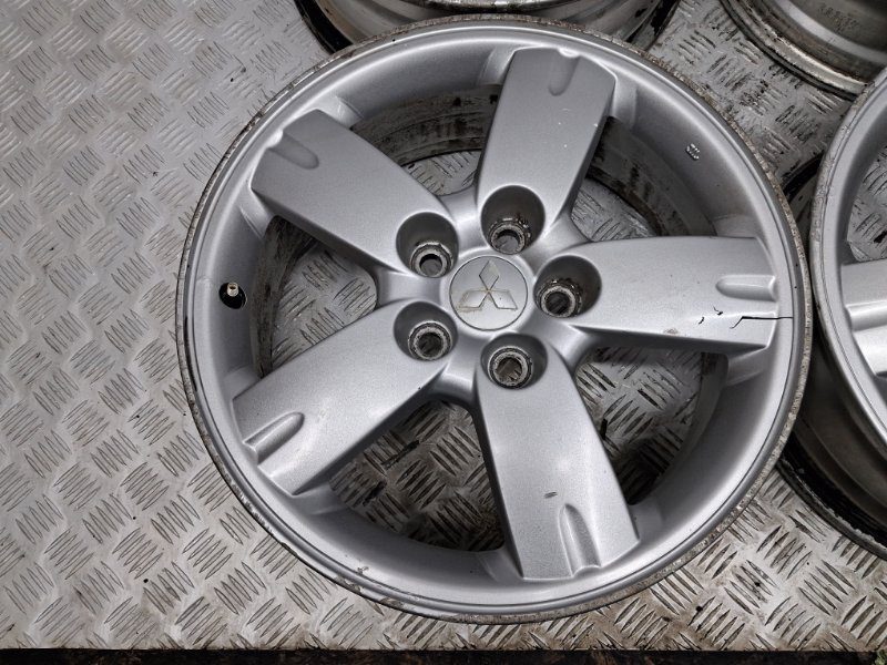 Диски титан комплект R17 Mitsubishi Outlander 2003-2006 MN184116 (Арт. 60034) Диски титан комплект R17 Mitsubishi Outlander 2003-2006 MN184116 (Арт. 60034)