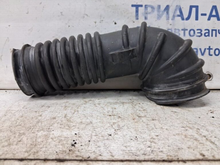 Патрубок воздушного фильтра Mazda CX 5 2011-2017 SH0113221 (Арт. 60068)