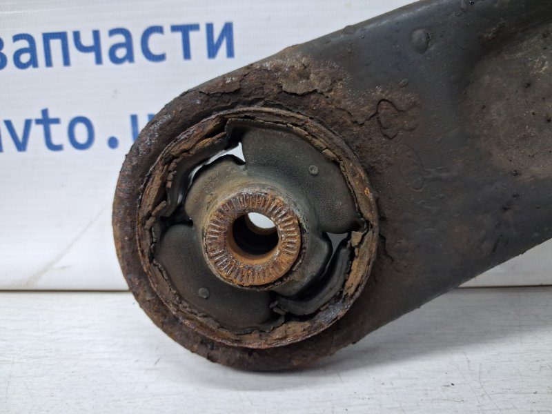 Рычаг правый Kia Ceed 2012-2018 54501A6200 (Арт. 60070) Рычаг правый Kia Ceed 2012-2018 54501A6200 (Арт. 60070)