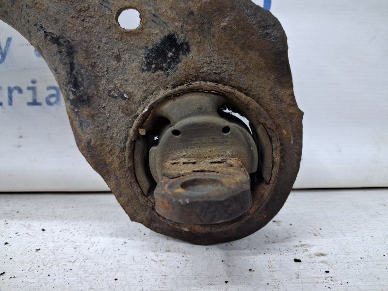 Рычаг задней подвески продольный левый Mazda CX 5 2011-2017 KD3528250C (Арт. 60075) Рычаг задней подвески продольный левый Mazda CX 5 2011-2017 KD3528250C (Арт. 60075)