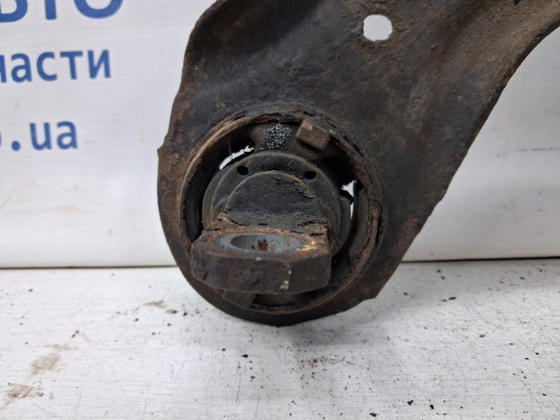 Рычаг задней подвески продольный левый Mazda CX 5 2011-2017 KD3528250C (Арт. 60075) Рычаг задней подвески продольный левый Mazda CX 5 2011-2017 KD3528250C (Арт. 60075)