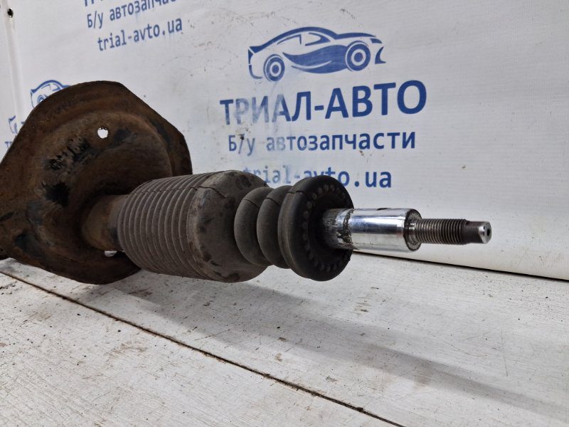 Амортизатор передний правый Mitsubishi Lancer 2007-2017 4060A066 (Арт. 60102) Амортизатор передний правый Mitsubishi Lancer 2007-2017 4060A066 (Арт. 60102)
