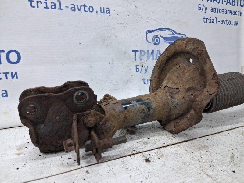 Амортизатор передний правый Mitsubishi Lancer 2007-2017 4060A066 (Арт. 60102) Амортизатор передний правый Mitsubishi Lancer 2007-2017 4060A066 (Арт. 60102)