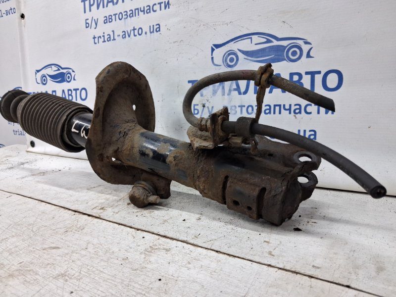 Амортизатор передний левый Mitsubishi Lancer 2007-2017 4060A065 (Арт. 60103) Амортизатор передний левый Mitsubishi Lancer 2007-2017 4060A065 (Арт. 60103)