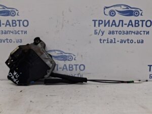 Замок двери передний правый Toyota Prado 2002-2009 6903033251 (Арт. 60208)