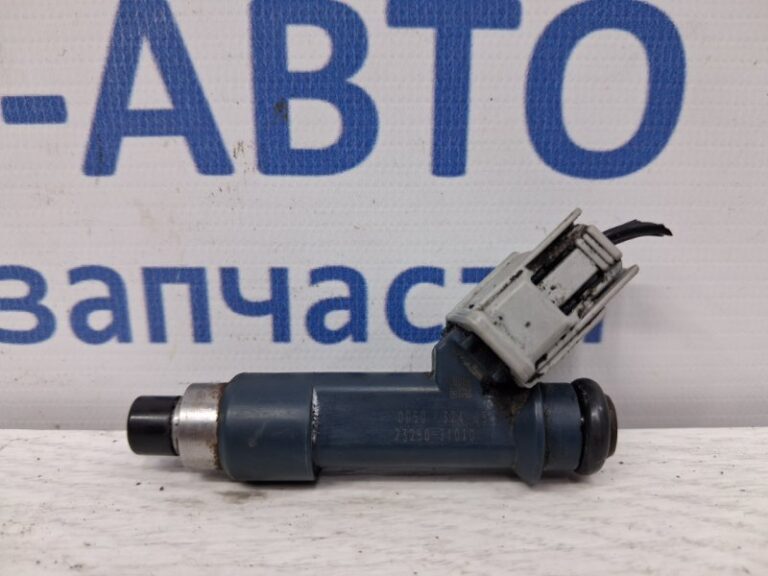 Форсунка топливная Toyota Prado 2002-2009 2320939015 (Арт. 60291)