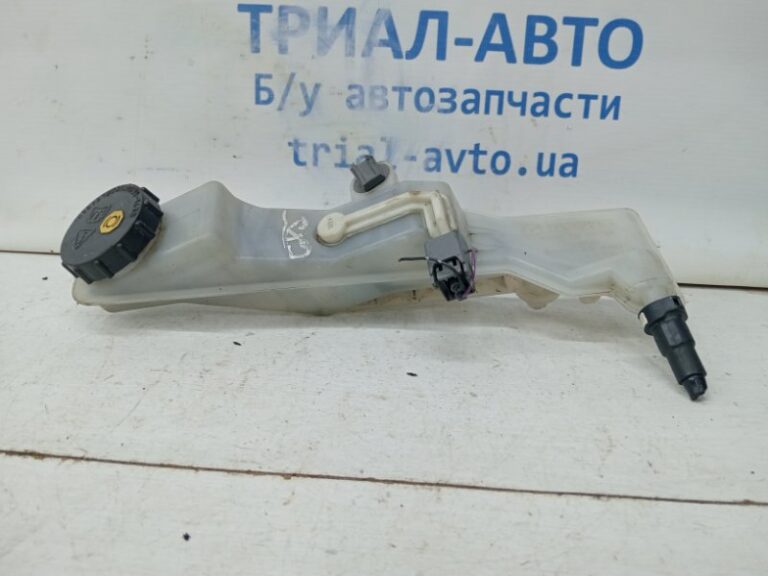 Бачок главного тормозного цилиндра Mazda CX 5 2011-2017 KDY44355Z (Арт. 60438)