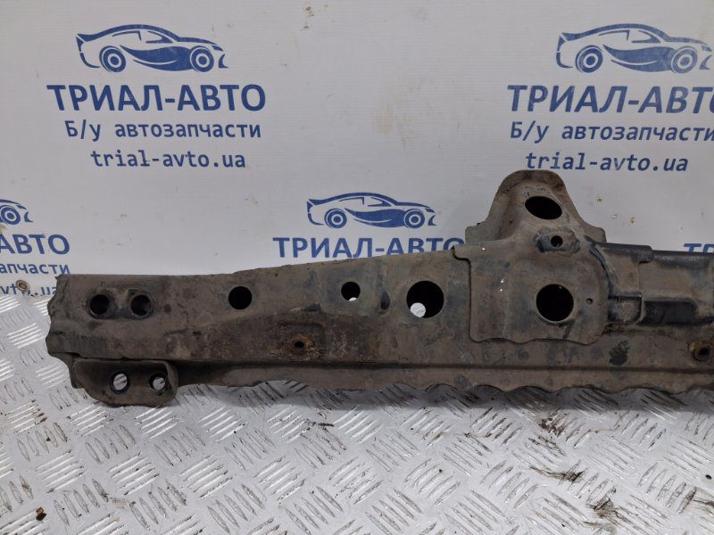 Балка передняя поперечная Toyota RAV 4 2005-2016 5710442061 (Арт. 60480) Балка передняя поперечная Toyota RAV 4 2005-2016 5710442061 (Арт. 60480)