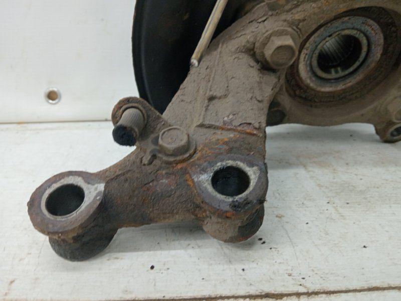 Кулак поворотный правый со ступицей Toyota RAV 4 2005-2016 4321142080 (Арт. 60507) Кулак поворотный правый со ступицей Toyota RAV 4 2005-2016 4321142080 (Арт. 60507)