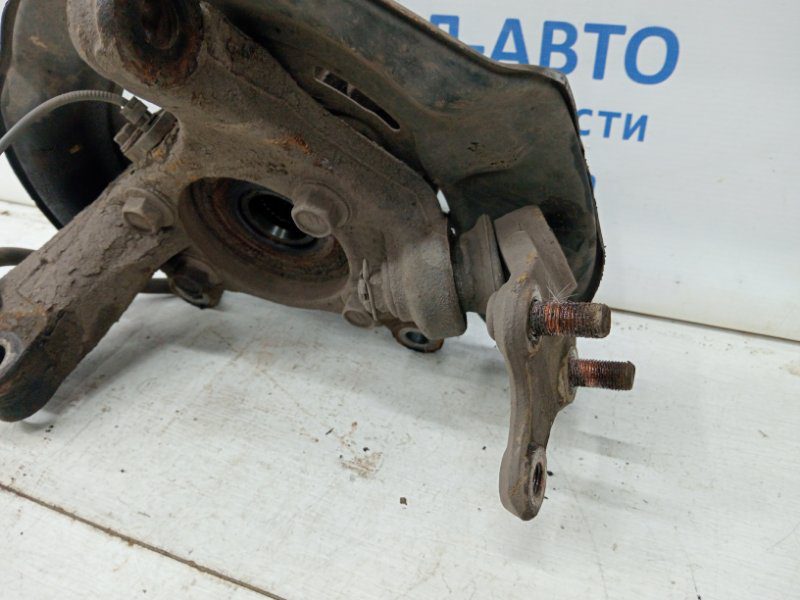 Кулак поворотный правый со ступицей Toyota RAV 4 2005-2016 4321142080 (Арт. 60507) Кулак поворотный правый со ступицей Toyota RAV 4 2005-2016 4321142080 (Арт. 60507)