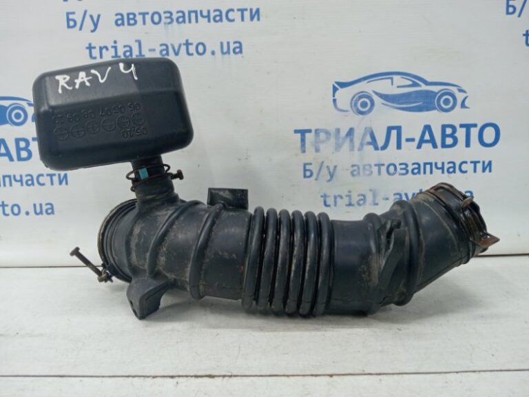 Патрубок воздушного фильтра Toyota RAV 4 2005-2016 1788028240 (Арт. 60555)
