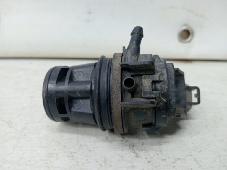Насос омывателя стекла Toyota RAV 4 2005-2016 8533060160 (Арт. 60583)