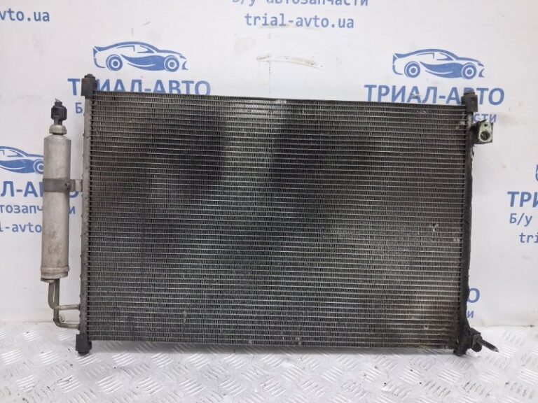 Радиатор кондиционера Nissan X-Trail 2007-2015 92100JG000 (Арт. 60667)